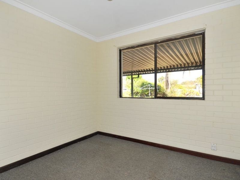 19 Roy Road, Coodanup WA 6210