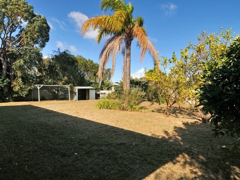 19 Roy Road, Coodanup WA 6210