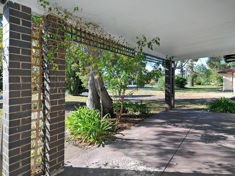 19 Roy Road, Coodanup WA 6210