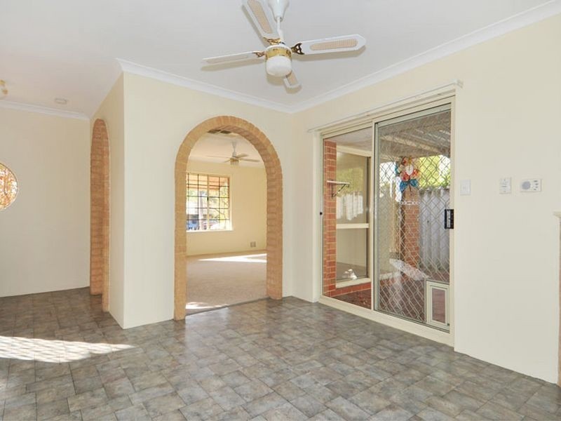 1/27 Service Street, Mandurah WA 6210