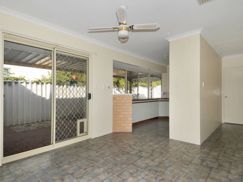 1/27 Service Street, Mandurah WA 6210