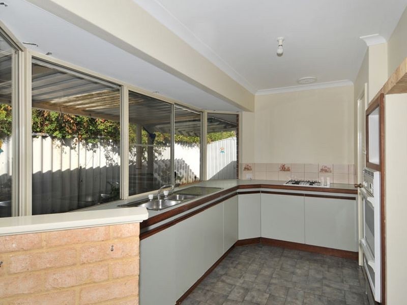 1/27 Service Street, Mandurah WA 6210