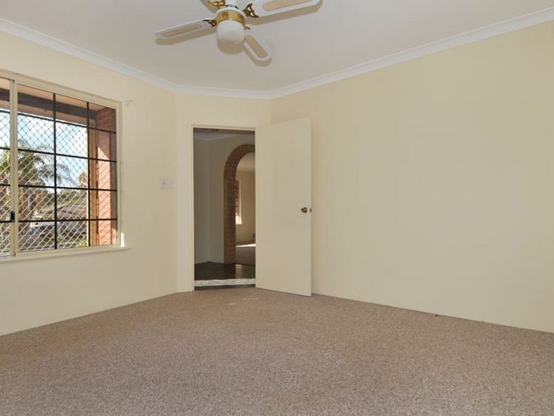 1/27 Service Street, Mandurah WA 6210