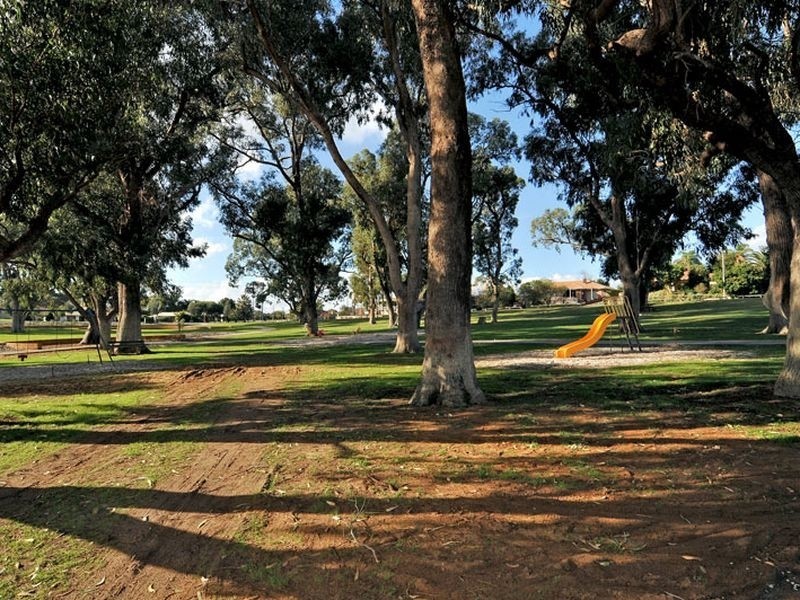 1/27 Service Street, Mandurah WA 6210