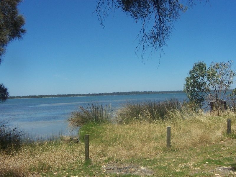7 Breelya Road, Falcon WA 6210