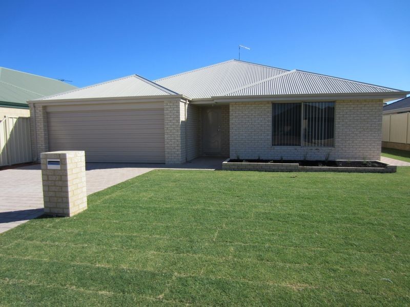 12 Highcliffe Circle, Lakelands WA 6180