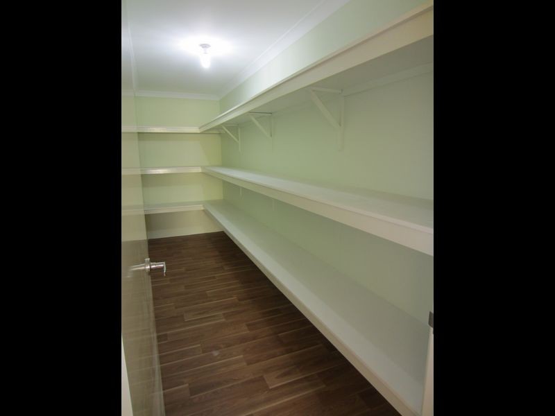 12 Highcliffe Circle, Lakelands WA 6180