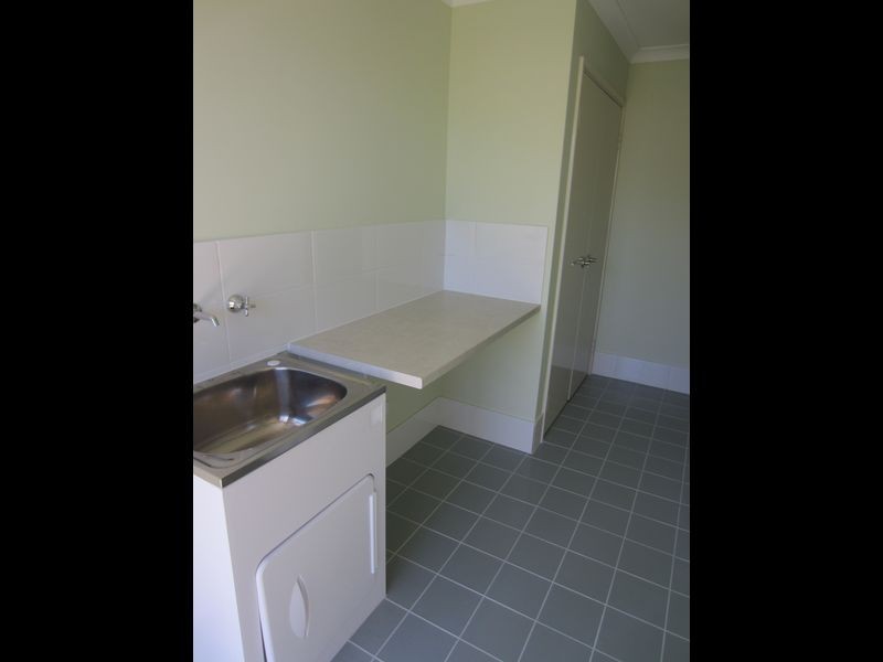 12 Highcliffe Circle, Lakelands WA 6180