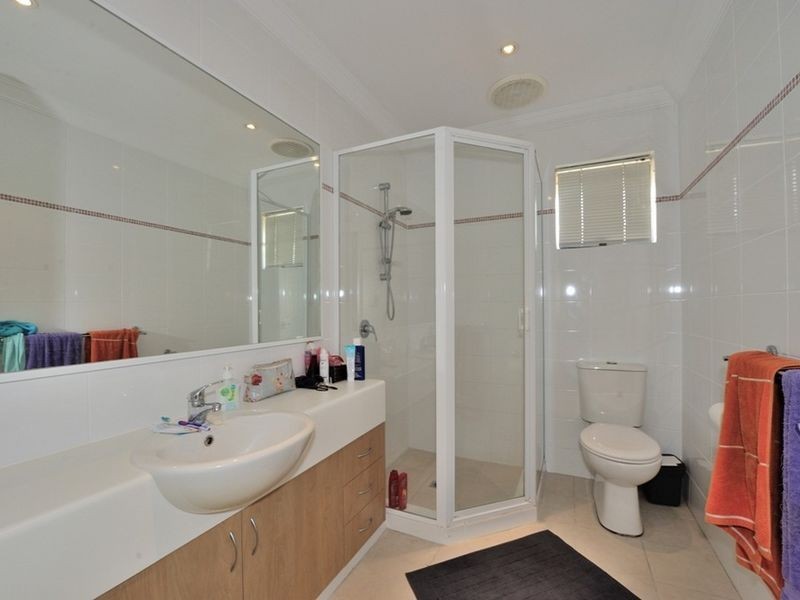 11 Zamia Loop, Falcon WA 6210