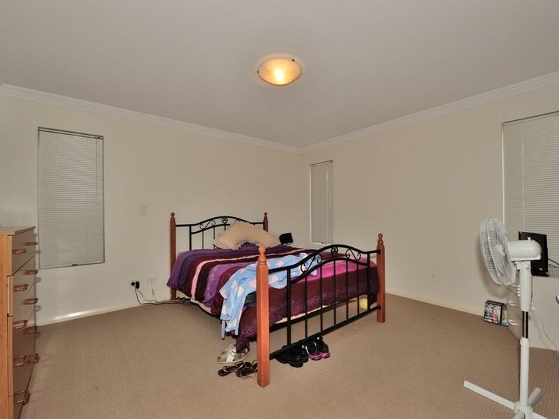 11 Zamia Loop, Falcon WA 6210
