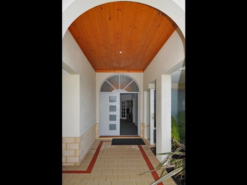 41 Erins Isle, Dudley Park WA 6210