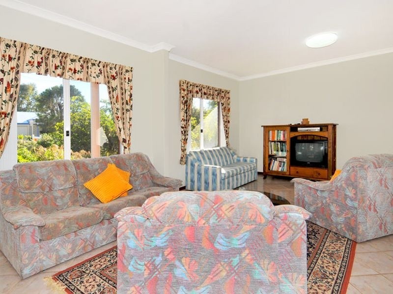 57 Dorothy Avenue, Falcon WA 6210