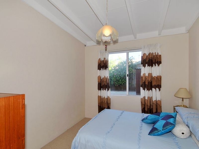 57 Dorothy Avenue, Falcon WA 6210