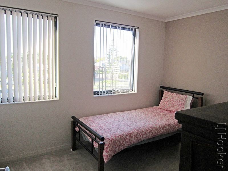 15/206 Mary Street, Halls Head WA 6210