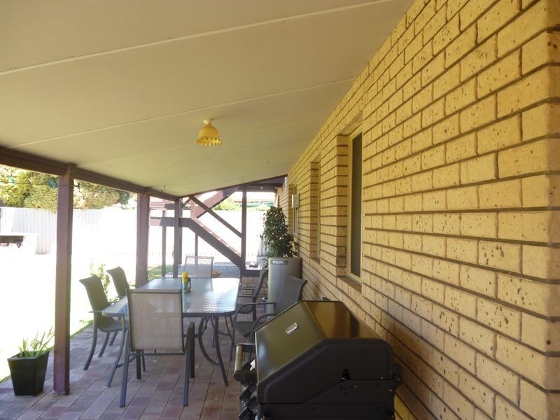 1 Diana Place, Madora Bay WA 6210