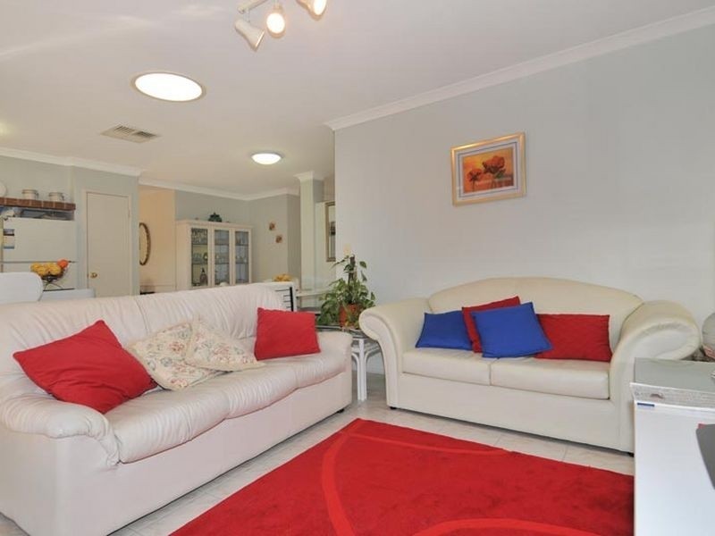 61A Admiralty Crescent, Halls Head WA 6210