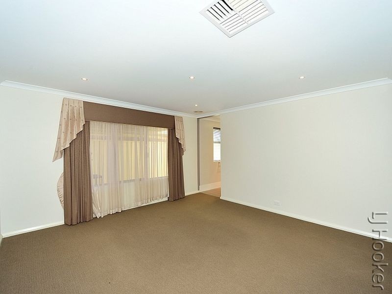 2 Mystery Way, Dudley Park WA 6210