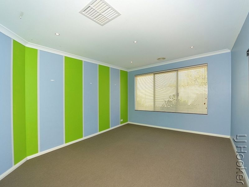 2 Mystery Way, Dudley Park WA 6210