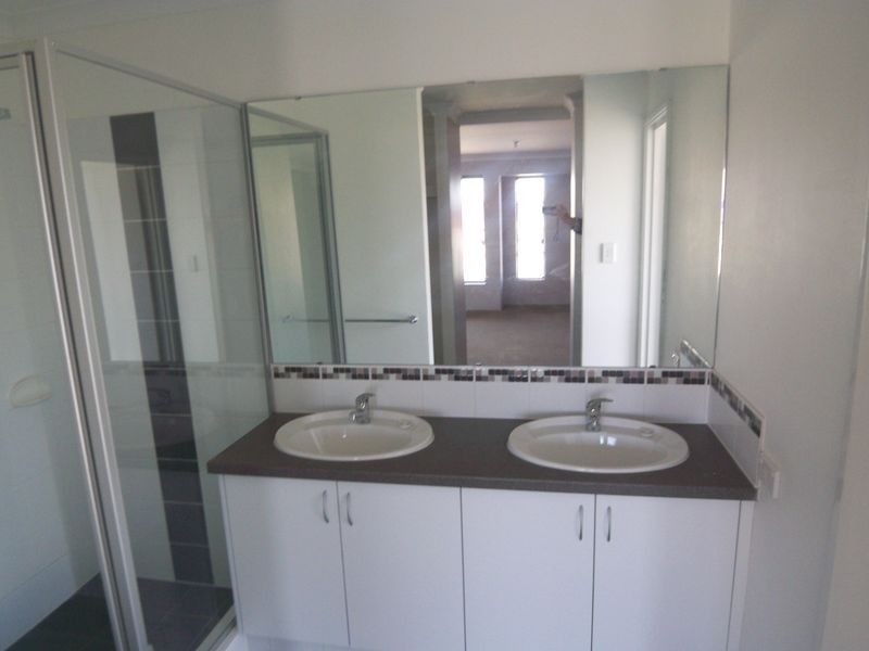 67 Seascapes Blvd, Halls Head WA 6210