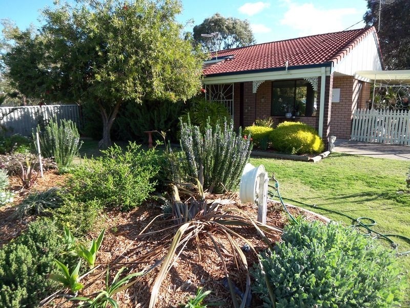 1/2 Kingfisher Drive, North Yunderup WA 6208