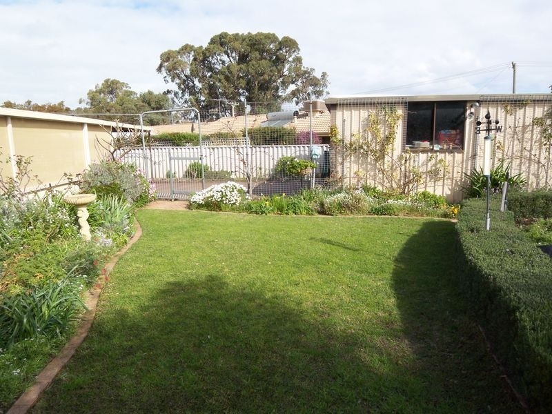 4 Kincaid Road, Greenfields WA 6210