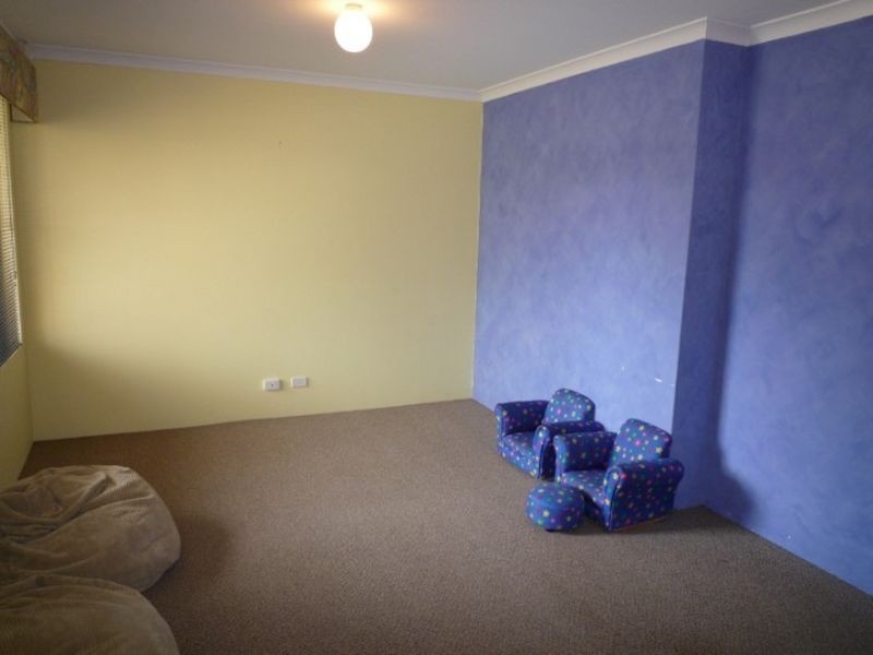 12 Montego Way, Halls Head WA 6210