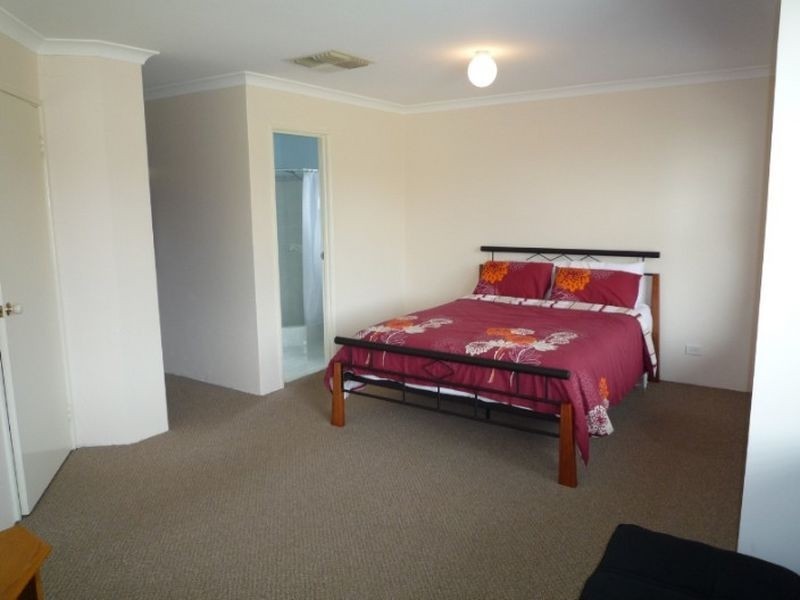 12 Montego Way, Halls Head WA 6210