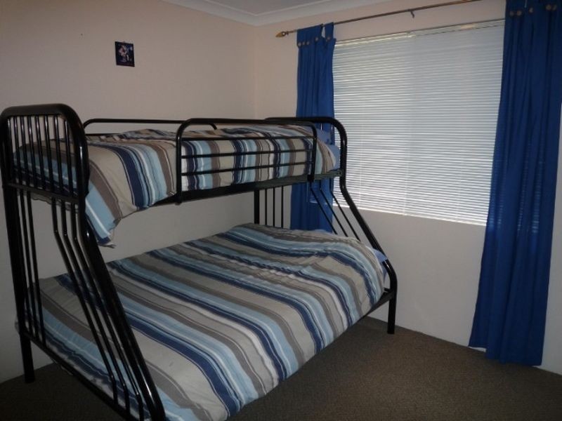 12 Montego Way, Halls Head WA 6210