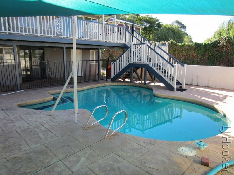 9 Hill Street, Halls Head WA 6210