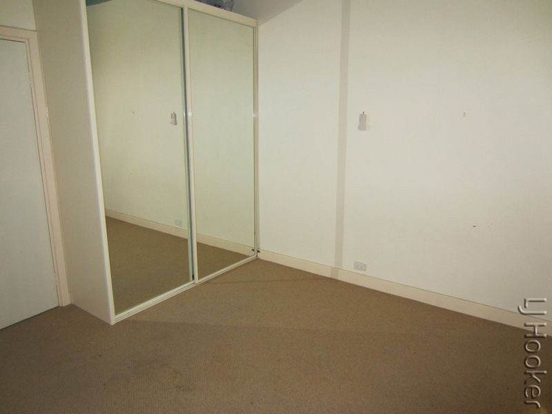 9 Hill Street, Halls Head WA 6210