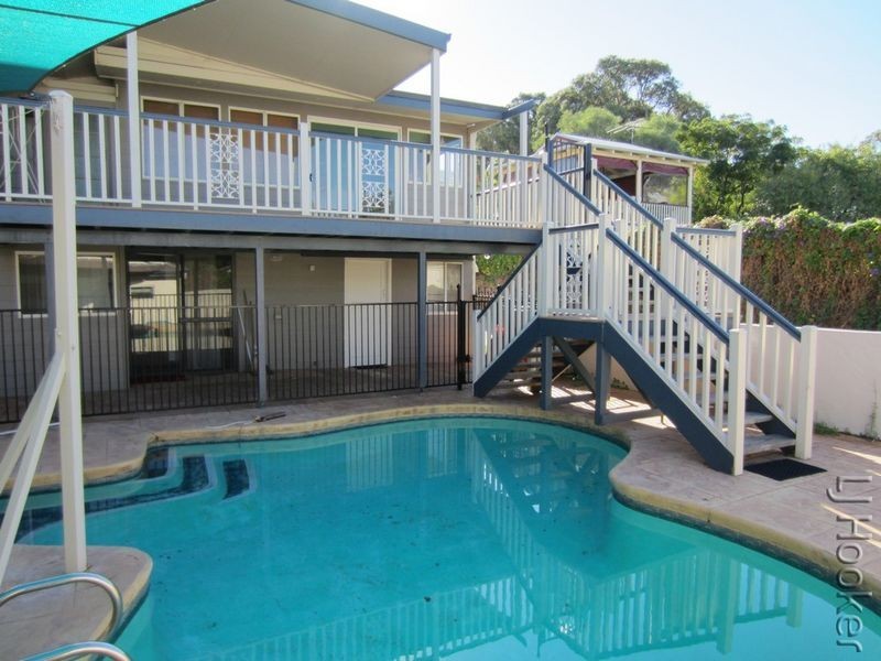 9 Hill Street, Halls Head WA 6210