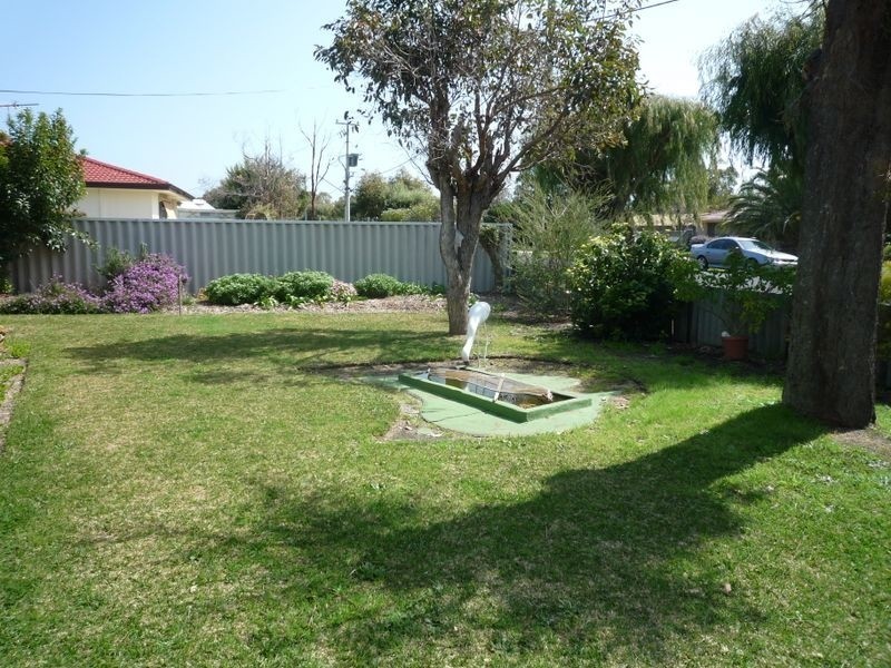 17 Duncan Road, Coodanup WA 6210