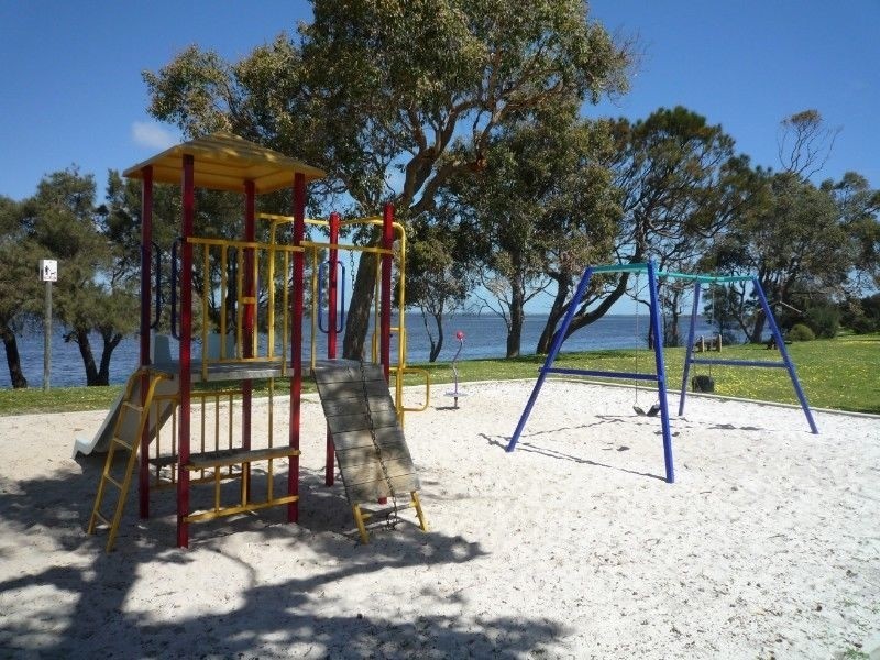 17 Duncan Road, Coodanup WA 6210