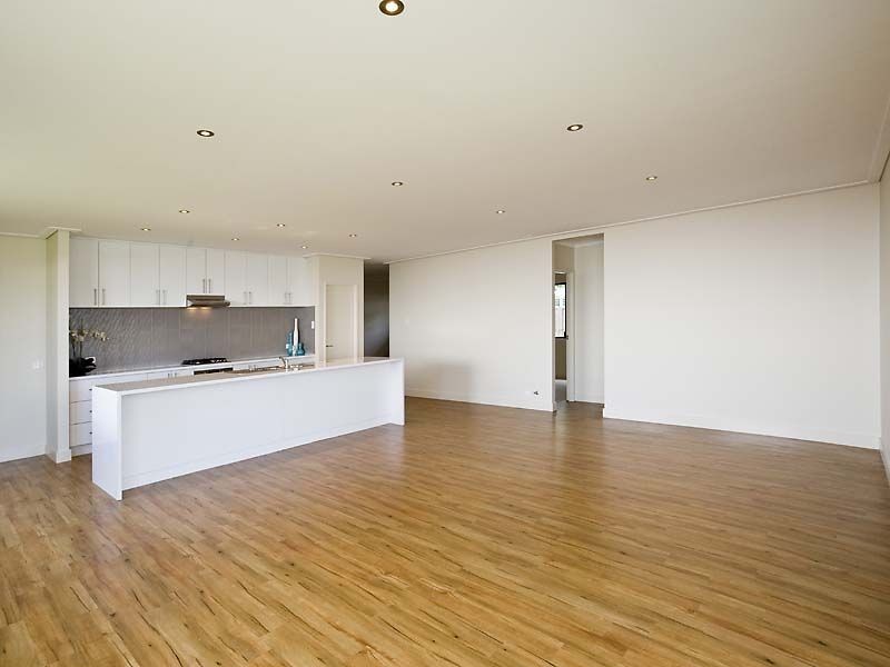 34 Buckingham Drive, Wannanup WA 6210
