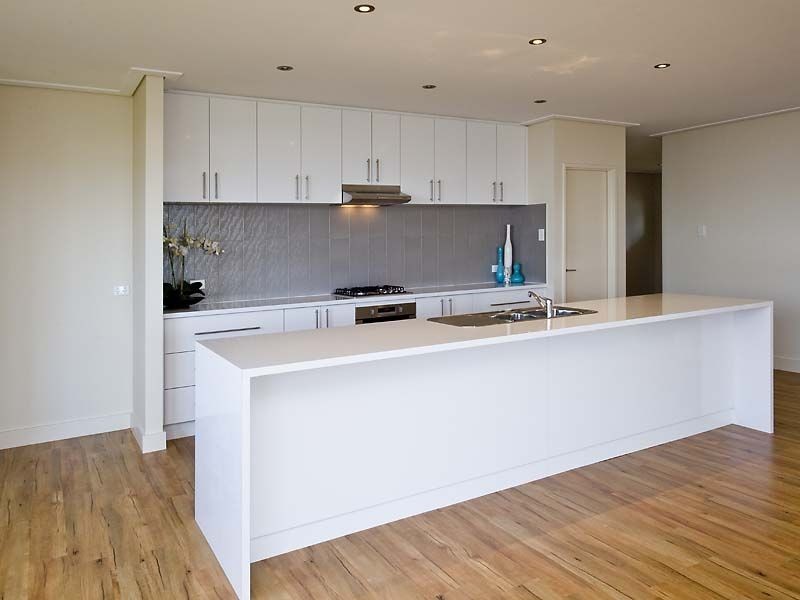 34 Buckingham Drive, Wannanup WA 6210