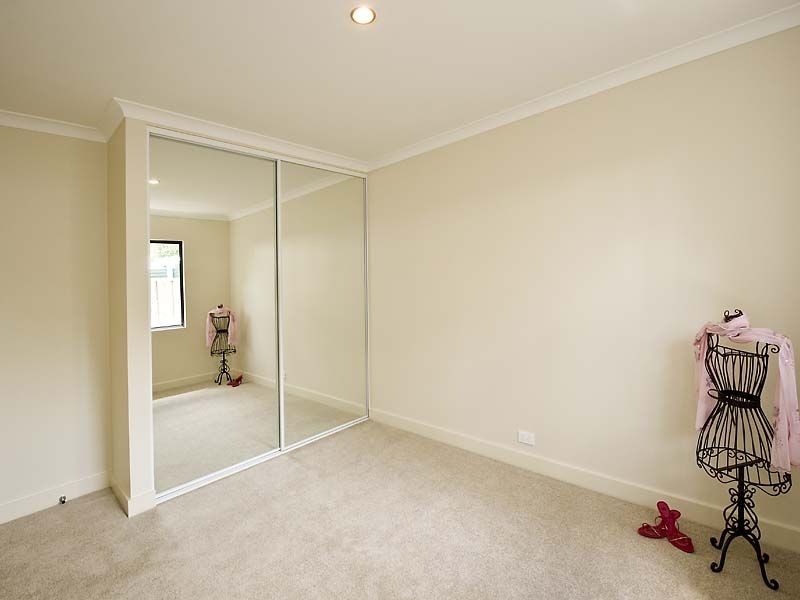 34 Buckingham Drive, Wannanup WA 6210