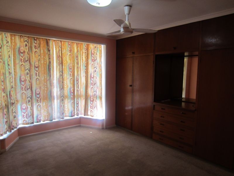 5 Ninda Street, Coodanup WA 6210