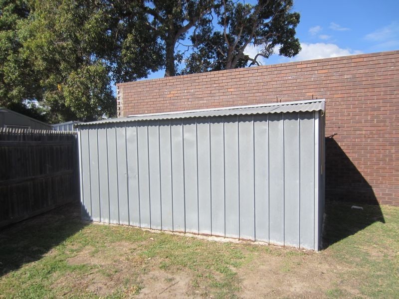 5 Ninda Street, Coodanup WA 6210