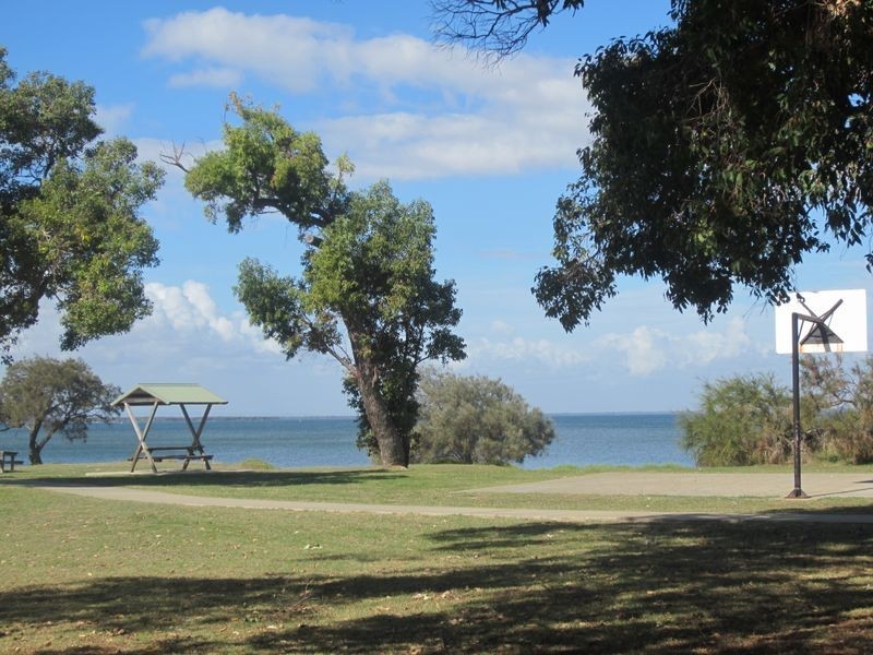 5 Ninda Street, Coodanup WA 6210