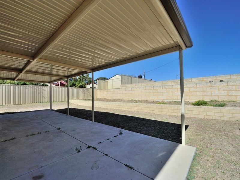 32b Guillardon Terrace, Madora Bay WA 6210