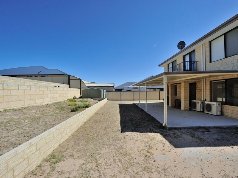 32b Guillardon Terrace, Madora Bay WA 6210