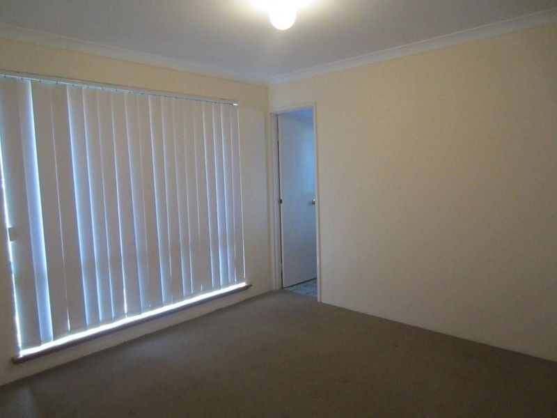 1 Rosebud Place, Halls Head WA 6210