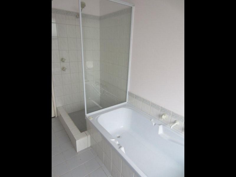 1 Rosebud Place, Halls Head WA 6210