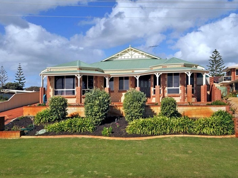 32 Foreshore Drive, Singleton WA 6175