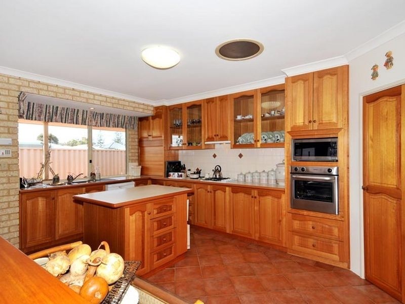 32 Foreshore Drive, Singleton WA 6175