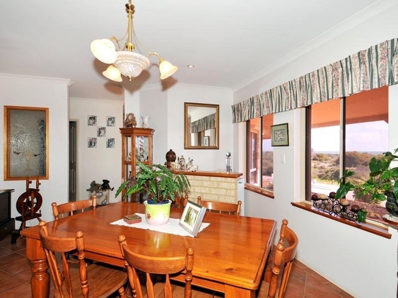 32 Foreshore Drive, Singleton WA 6175