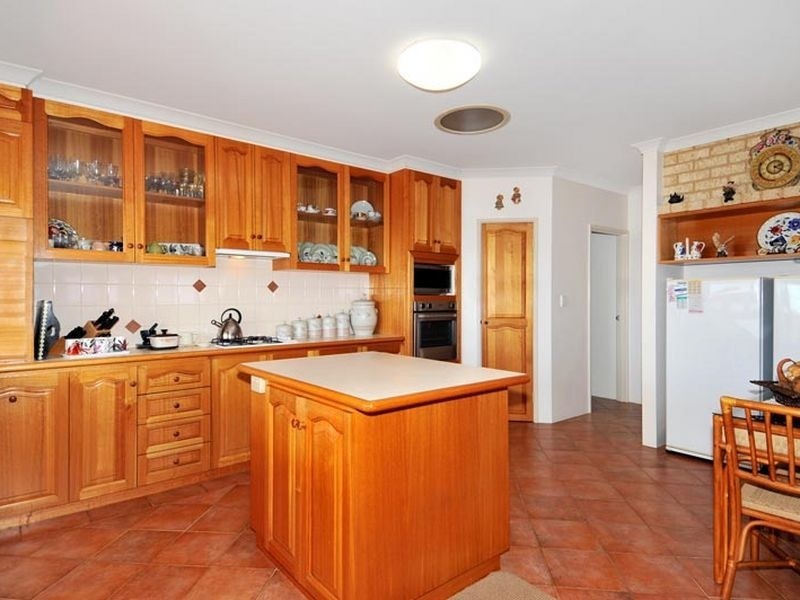 32 Foreshore Drive, Singleton WA 6175