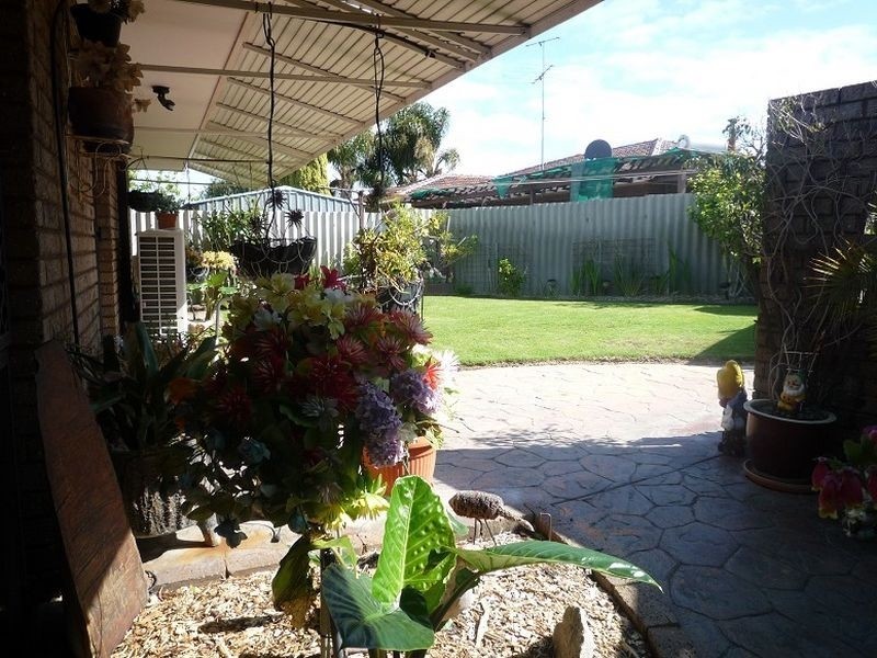 40 Luckhurst Drive, Mandurah WA 6210