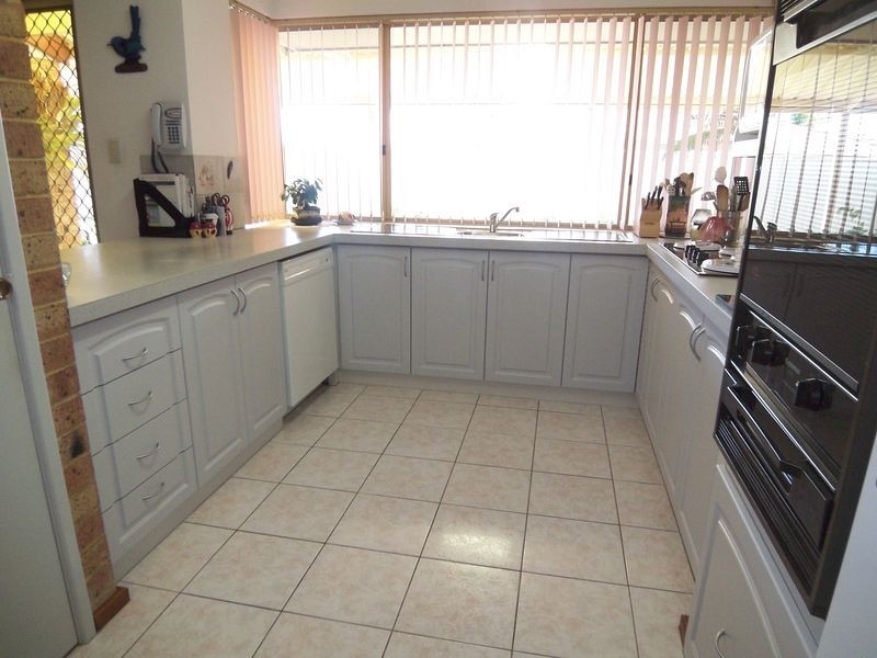 68 Oakmont Avenue, Meadow Springs WA 6210