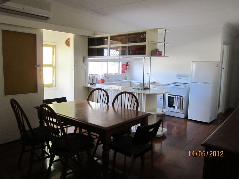 9 Valley Road, Halls Head WA 6210